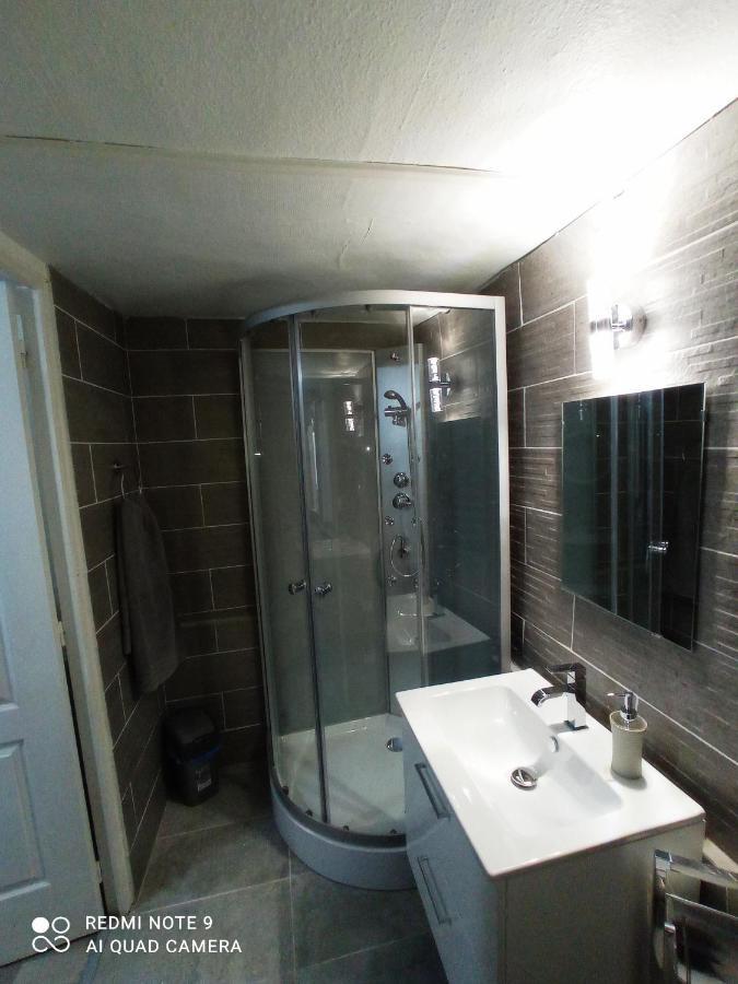 Happy Petite Venise 2 Apartment Colmar Bagian luar foto